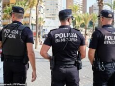 Dos turistas británicos arrestados por ‘falso complot de secuestro para obtener dinero de vacaciones’ en España… después de ‘exigir un rescate de £725’