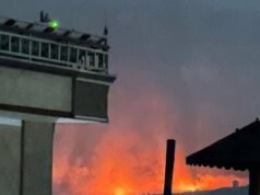 El ministro de Defensa paquistaní declara «guerra abierta» con Afganistán tras las explosiones escuchadas en Kabul en la última escalada de violencia.