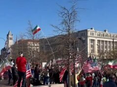 Los persas encantados celebran en las calles de Estados Unidos después de que Trump anunciara la muerte del líder supremo iraní.