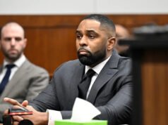 Sherrone Moore, ex entrenador de Michigan, concedió audiencia probatoria para impugnar la validez del arresto tras despido y escándalo