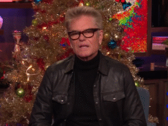 ¡Harry Hamlin no es gay!