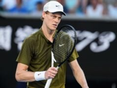 Jannik Sinner se recupera del Abierto de Qatar por Jakub Mensik