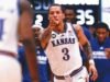 Tre White lleva al No. 14 Kansas a superar al No. 5 Houston en la tercera derrota consecutiva de los Cougars
