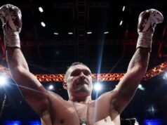 Usyk defenderá el título del CMB contra un kickboxer en las pirámides de Giza