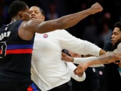 MIRAR: Pelea en la cancha de la NBA lleva a la suspensión de 4 jugadores