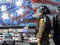 Irán se ve afectado por nuevas protestas mientras Estados Unidos aumenta la presión en las conversaciones nucleares