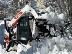 MIRAR: Millones de personas se atrincheraron después de que una tormenta de nieve trajera más de 3 pies de nieve a partes del noreste