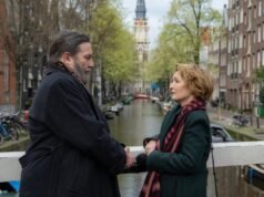 Lesley Manville y Ciarán Hinds en un pequeño drama