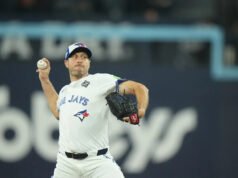 Se informa que Max Scherzer llega a un acuerdo para regresar a los Azulejos para la temporada número 19 de la MLB después de la Serie Mundial