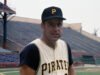 Bill Mazeroski, miembro del Salón de la Fama de los Piratas y héroe de la Serie Mundial de 1960, muere a los 89 años