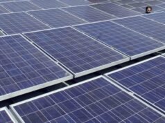 Estados Unidos impone aranceles de varios cientos por ciento a las importaciones de paneles solares fabricados en Indonesia y la India