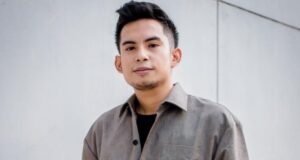 Madre dice con franqueza que no le gusta la nueva novia de Okin y las fechorías de Maia Estianty durante la universidad