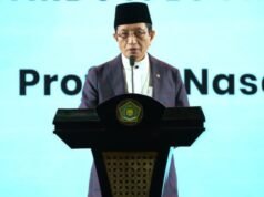 El Ministro de Religión Nasaruddin reza por la independencia palestina