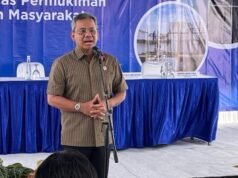 Los residentes de la costa deben vivir en refugios dignos