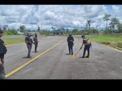 ¡Sádico! El piloto y el copiloto de Smart Air escaparon, fueron arrestados y luego fusilados por el KKB en la pista