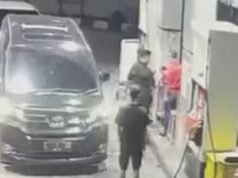 Un hombre del este de Yakarta ataca al encargado de una gasolinera mientras compra Pertalite y dice «coche del general» y «Kapolda»