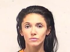 La sala del tribunal quedó silenciada por los crímenes atroces de un malhumorado asistente de profesor de 34 años que se aprovechaba de niños de tan sólo 12 años.