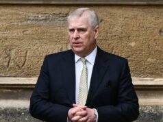 Informante del FBI afirma que el príncipe Andrés ‘se apodera de las niñas’