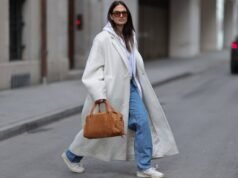 Estas cómodas zapatillas deportivas para mamá rica van del invierno a la primavera