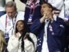 El marido de Simone Biles dice que sobrevivió a un intento de robo en los Juegos Olímpicos