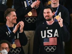 El portero del equipo de EE. UU. Connor Hellebuyck recibirá la Medalla Presidencial de la Libertad después del cierre de los Juegos Olímpicos, dice Trump