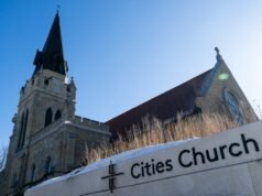 30 personas más acusadas en relación con el incidente de la iglesia de Minnesota: DOJ