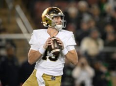 Probabilidades del Trofeo Heisman 2026: Notre Dame QB CJ Carr abre como favorito de Heisman