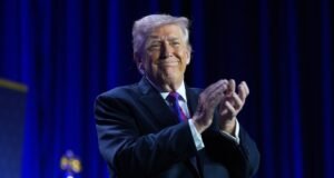 Trump presenta el sitio web TrumpRx que, según él, ayudará a los estadounidenses a comprar medicamentos recetados a menor precio