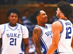 Duke vence a Michigan, mejor clasificado, en enfrentamiento en sitio neutral