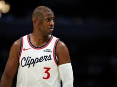 Chris Paul aborda la salida de los Clippers y dice que el presidente de operaciones de baloncesto del equipo elogió su liderazgo antes de ser enviado a la banca