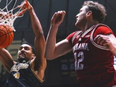 Trey Kaufman-Renn ayuda a su rival No. 7 Purdue a derrotar a Indiana, 93-64