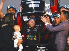 Resultados de las 500 Millas de Daytona 2026: el Racing 23XI de Michael Jordan consigue 3 coches entre los 10 primeros