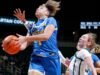 Las mujeres No. 2 de UCLA extienden su racha ganadora a 18 juegos al derrotar al No. 13 Michigan State