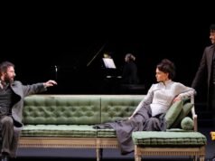 Reseña de ‘Hedda Gabler’: Katie Holmes explota la perversión