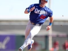 Lo que Dalton Rushing de los Dodgers busca aprender jugando detrás de Will Smith