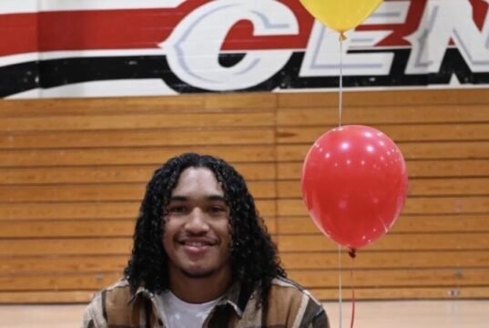 Discusión preparatoria: Zander Lewis de Corona Centennial jugará al fútbol en VMI