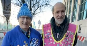 Conozca a los comerciantes de alfileres que llevaron 15.000 alfileres a los Juegos Olímpicos de Invierno