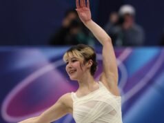 La diseñadora de Los Ángeles Lisa McKinnon crea vestidos de patinaje artístico estadounidenses