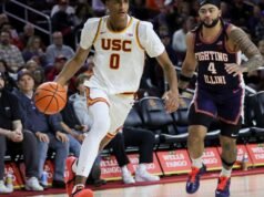 Los hombres de la USC colapsan en una derrota aplastante ante Illinois