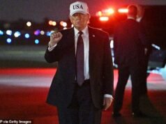 Donald Trump sorprendió a los invitados de Mar-a-Lago mientras sus asesores se reunían silenciosamente para ataques ultrasecretos en Irán