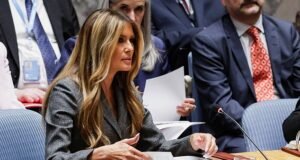 Melania Trump rompe el silencio sobre Irán con un sentido mensaje a los héroes «valientes» muertos en combate