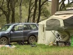Hombre acusado de asesinato tras ataque con hacha en un camping australiano