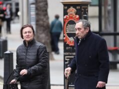 Un coleccionista de monedas jubilado y su hermana se quedaron sin hogar después de una desastrosa batalla por una herencia de £600.000 con un gemelo