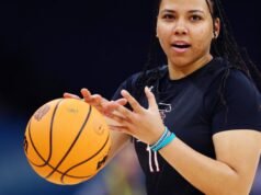 La ex jugadora de baloncesto de la USC Destiny Littleton vive con miedo en Israel