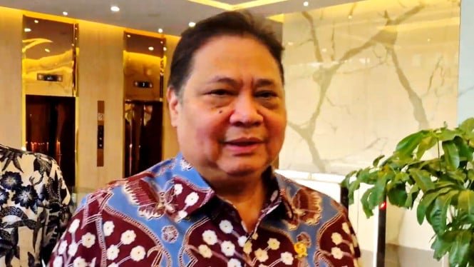 69a566ee88f24-menteri-koordinator-bidang-perekonomian-airlangga-hartarto_gemini_665_374.jpg