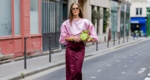 17 blusas elegantes con mangas tres cuartos que disfrazan el movimiento de los brazos